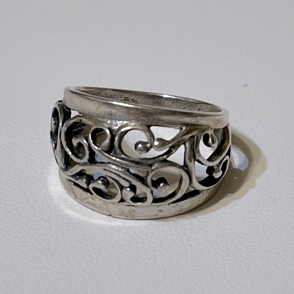 Sterling Silver Premier Designs Ring Size 5